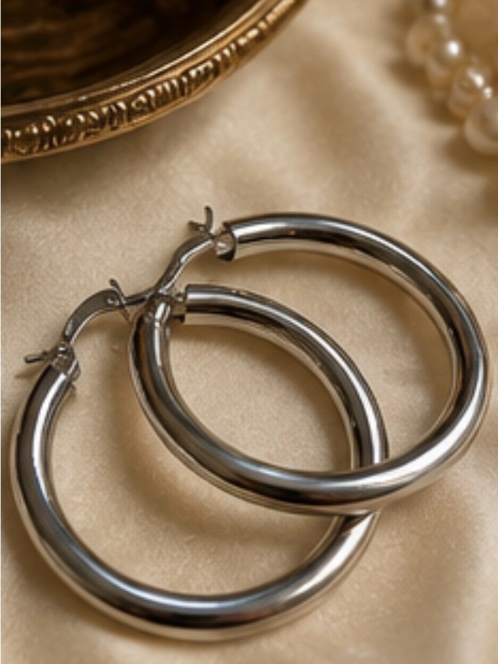 Argento Vivo 925 Silver Large Polished Hoop Classic Hinged Hoops - Picture 3 of 6